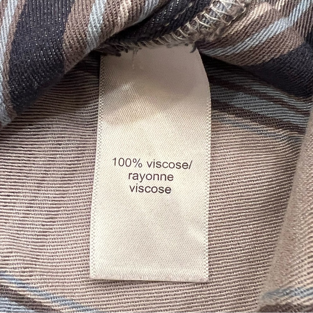 Maurices Blue Gray Plaid Long Sleeve Button Down Collared Shirt - Picture 11 of 12